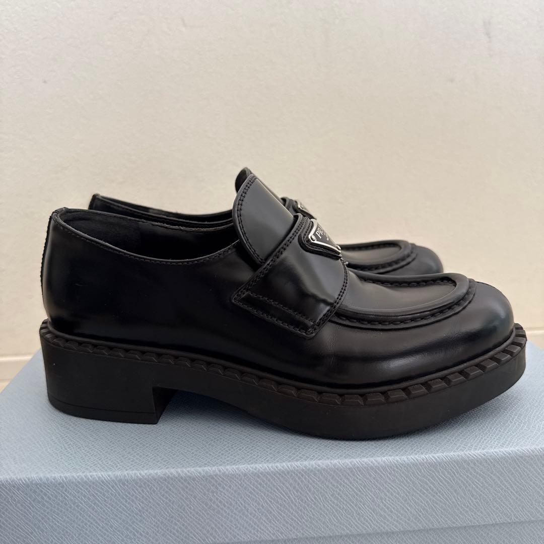 RONISARA さま専用　　PRADA ブラック ローファー 保存袋付き