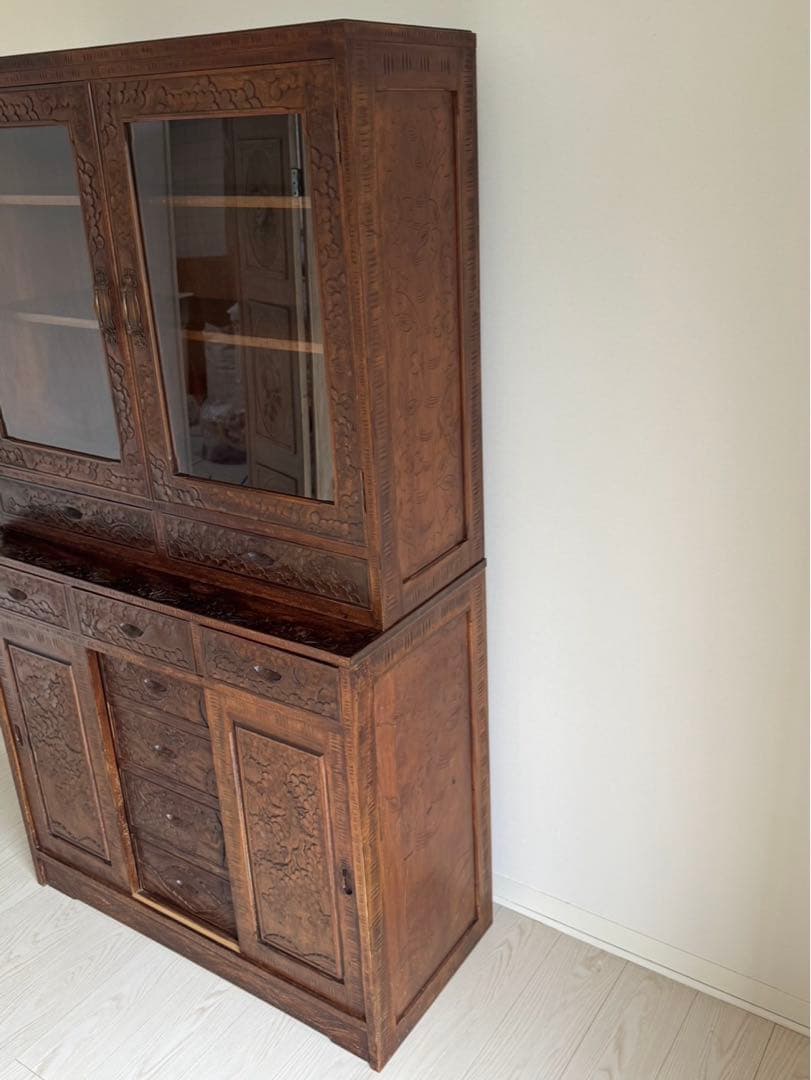 Icchodo 軽井沢彫 桜 彫刻 時代 カップボード （下の戸棚のみ）