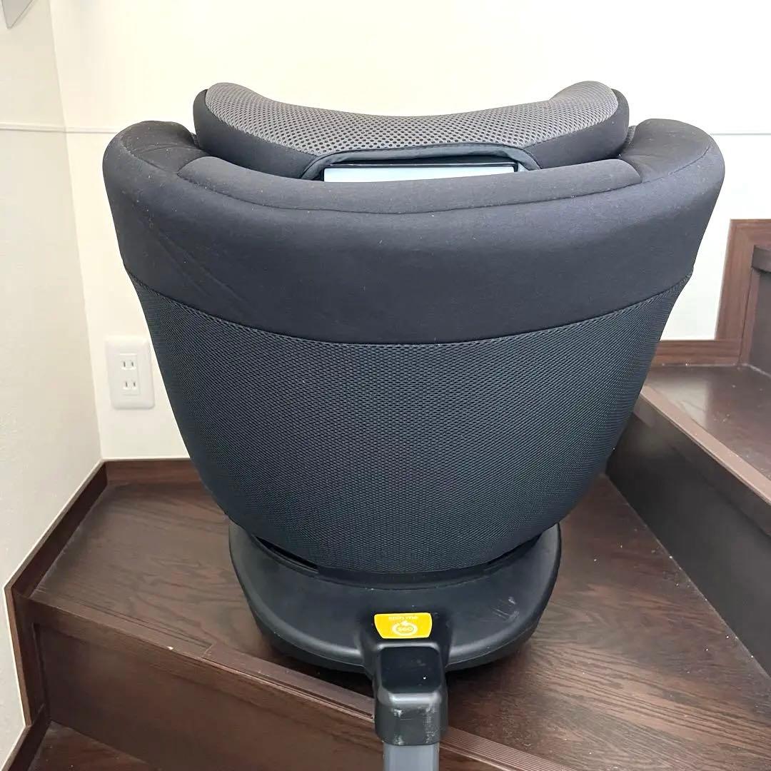 【Joie】ジョイー　アーク360°チャイルドシート　isofix回転式 新生児