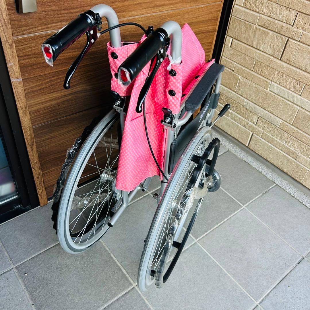 【未使用】カワムラサイクル　自走用　超軽量　車椅子　ふわりす　KF22-40SB
