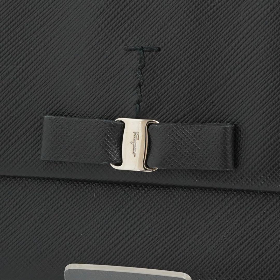 ✨極上美品✨　フェラガモ　長財布　ヴァラリボン　ロゴ刻印　本革　レザー　ブラック