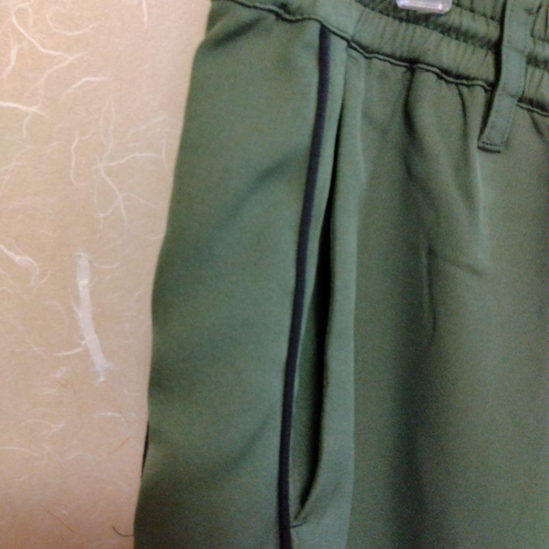 ラッセルノカーキパンツ