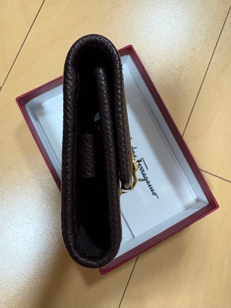 専用 フェラガモキーケース