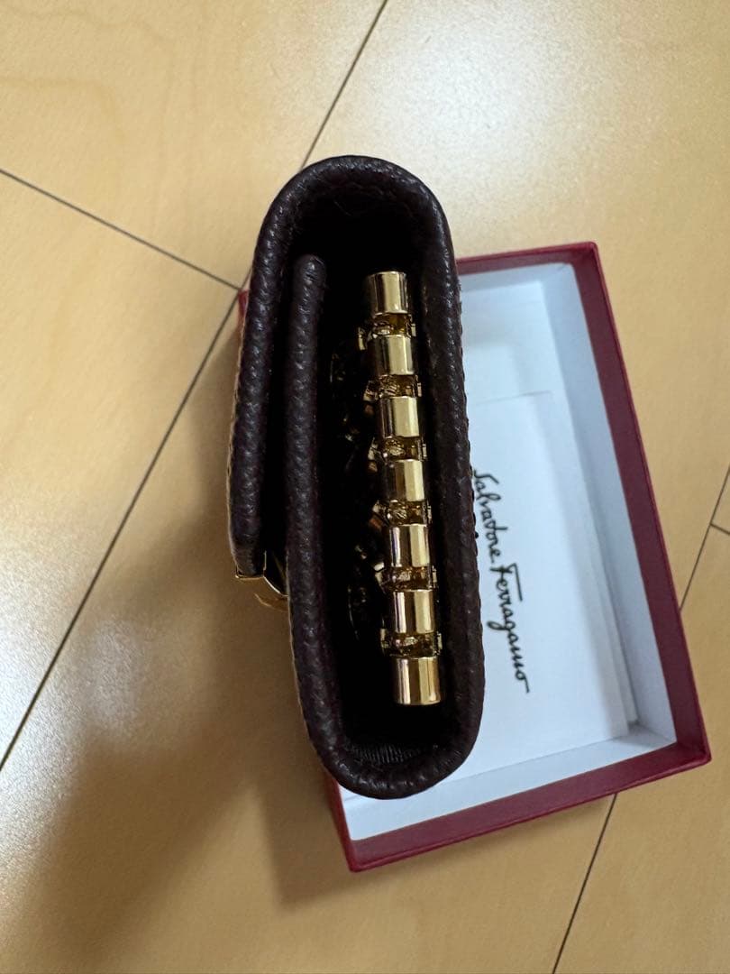 専用 フェラガモキーケース