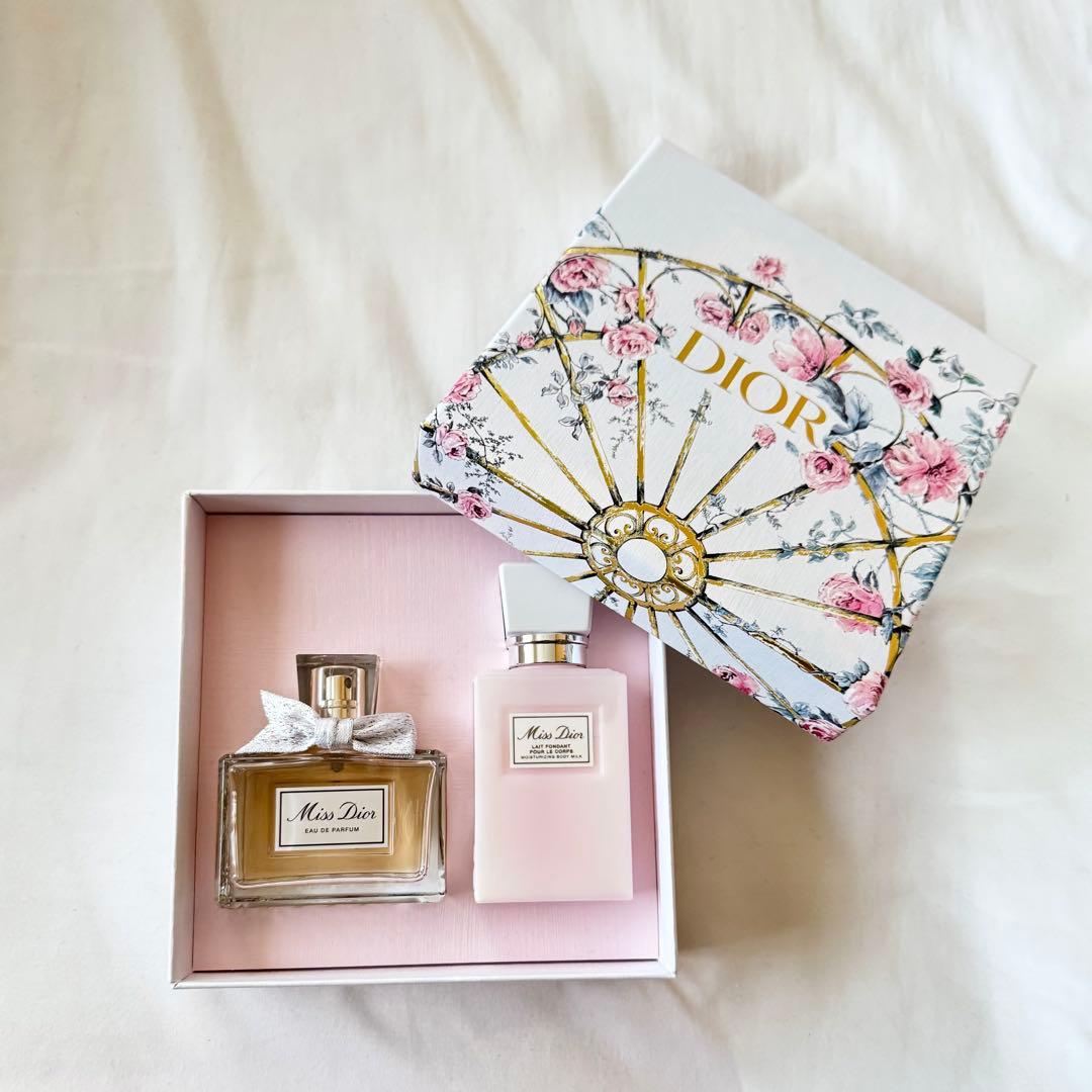 Dior Miss Dior オードゥパルファンコフレ 香水ボディミルクセット