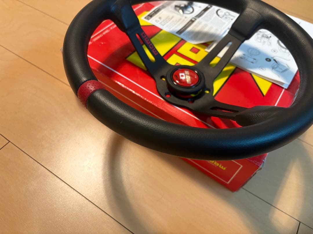 MOMO FULL SPEED328D RE(WRX ボス付き)