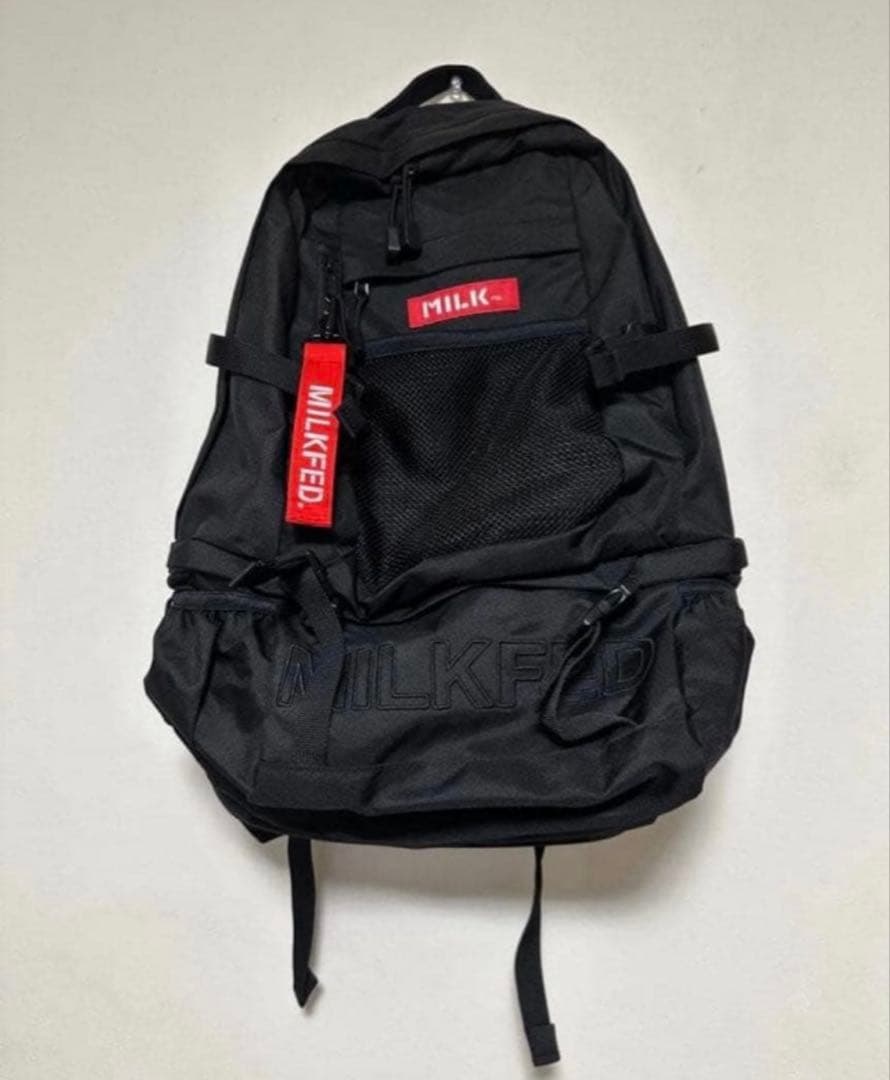 バッグ NEO EMBROIDERY BIG BACKPACK 32L