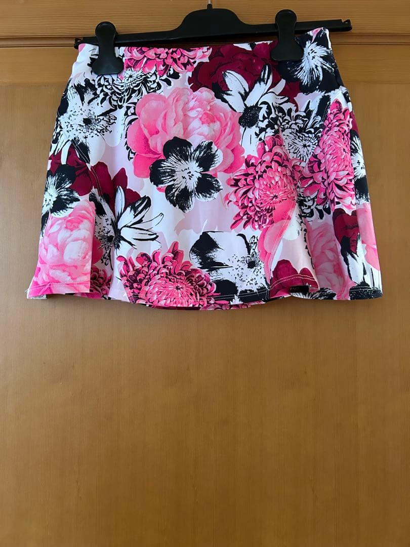 テイル　テニスウェア　上下セット　US-XSサイズ