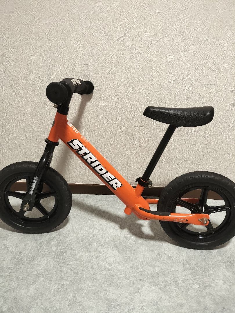 人気色】ストライダー STRIDER スポーツモデル オレンジ 12インチ