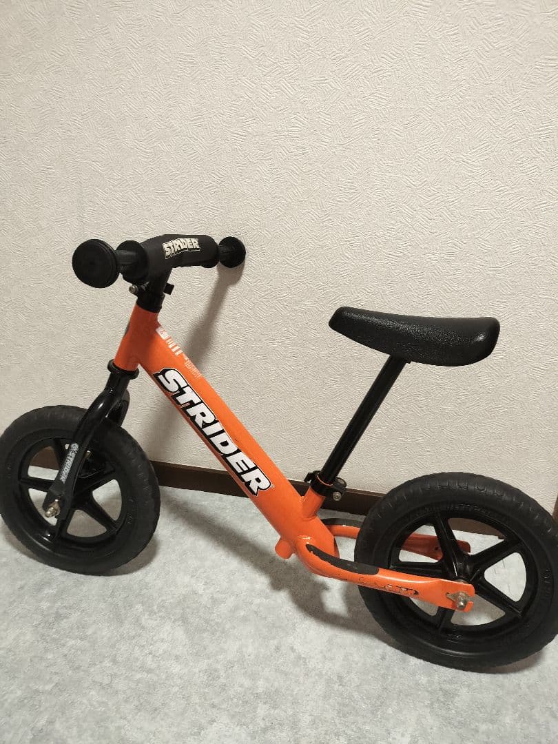 人気色】ストライダー STRIDER スポーツモデル オレンジ 12インチ