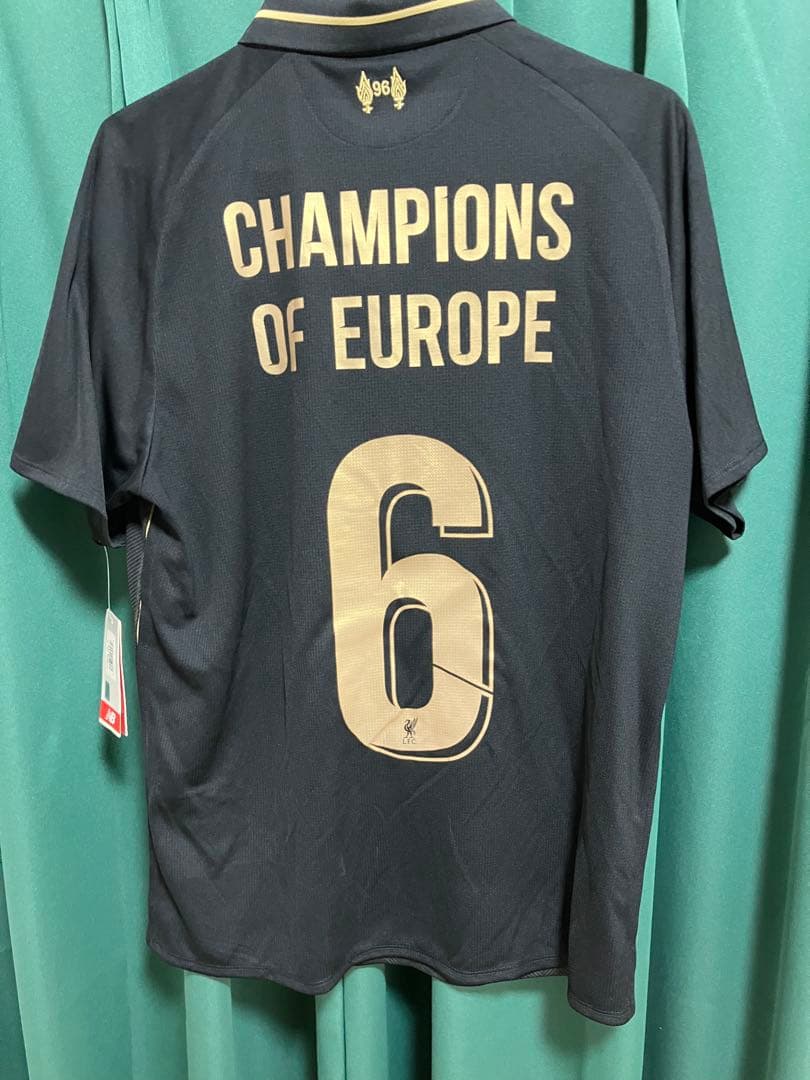 リヴァプール　ユニフォーム　優勝記念