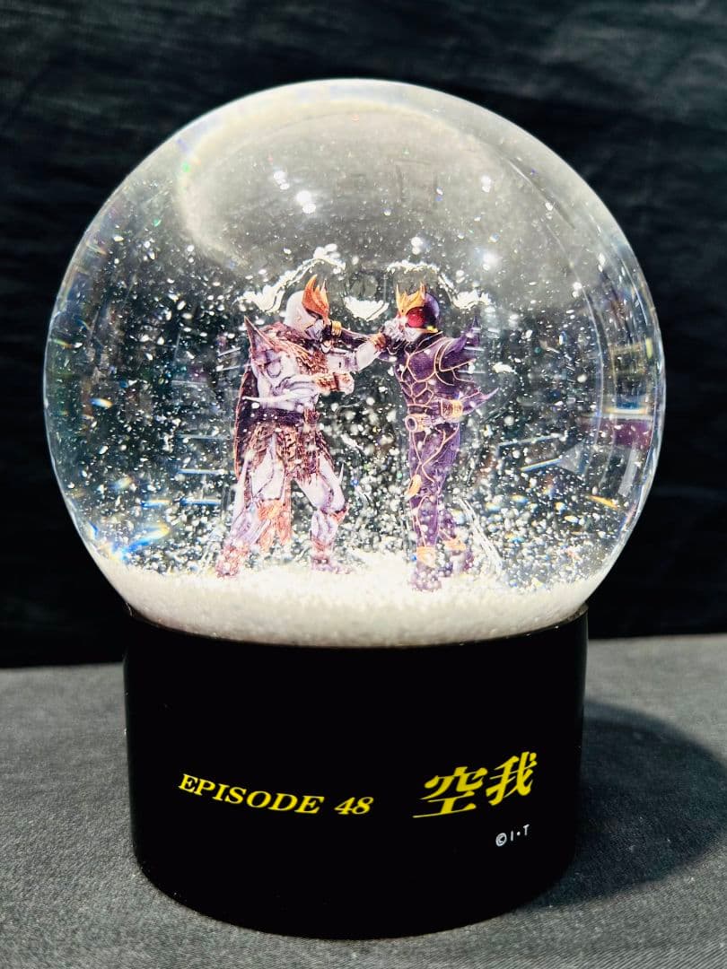 仮面ライダークウガ スノードーム 仮面ライダーストア限定 - メルカリ