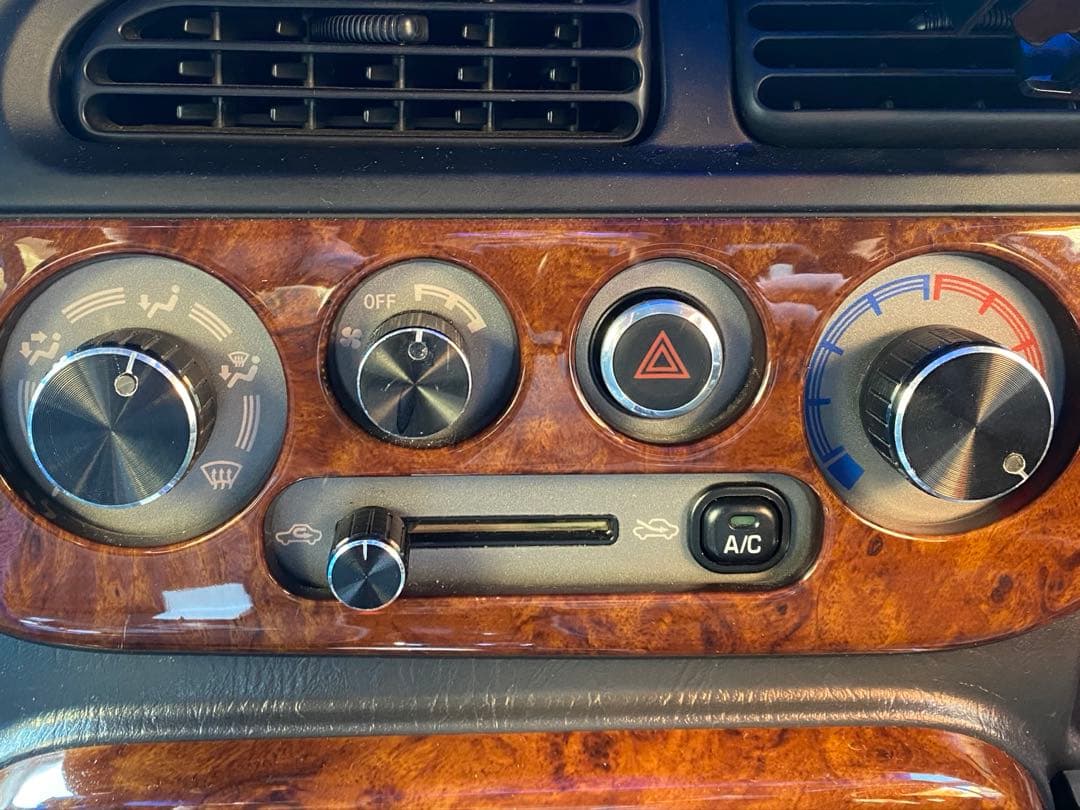 【割れ防止対策付き】L700S ミラジーノ　エアコン　ツマミ　ノブ　黒　ブラック