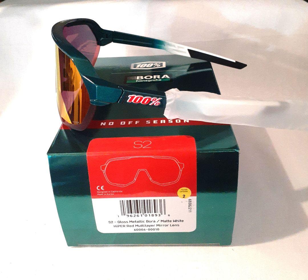 r 100% S2 BORA グリーンラメ ワンハンドレッド サングラス
