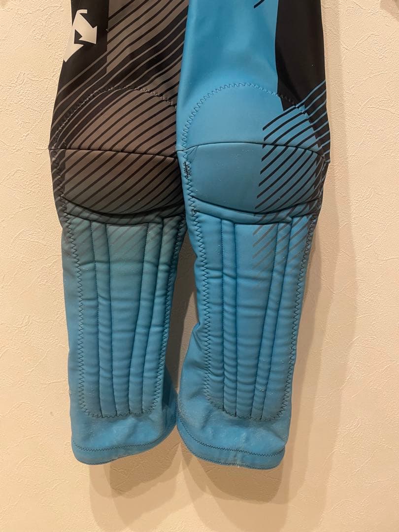 アルペンスキーワンピース　FIS適合　デサント　M size 美品