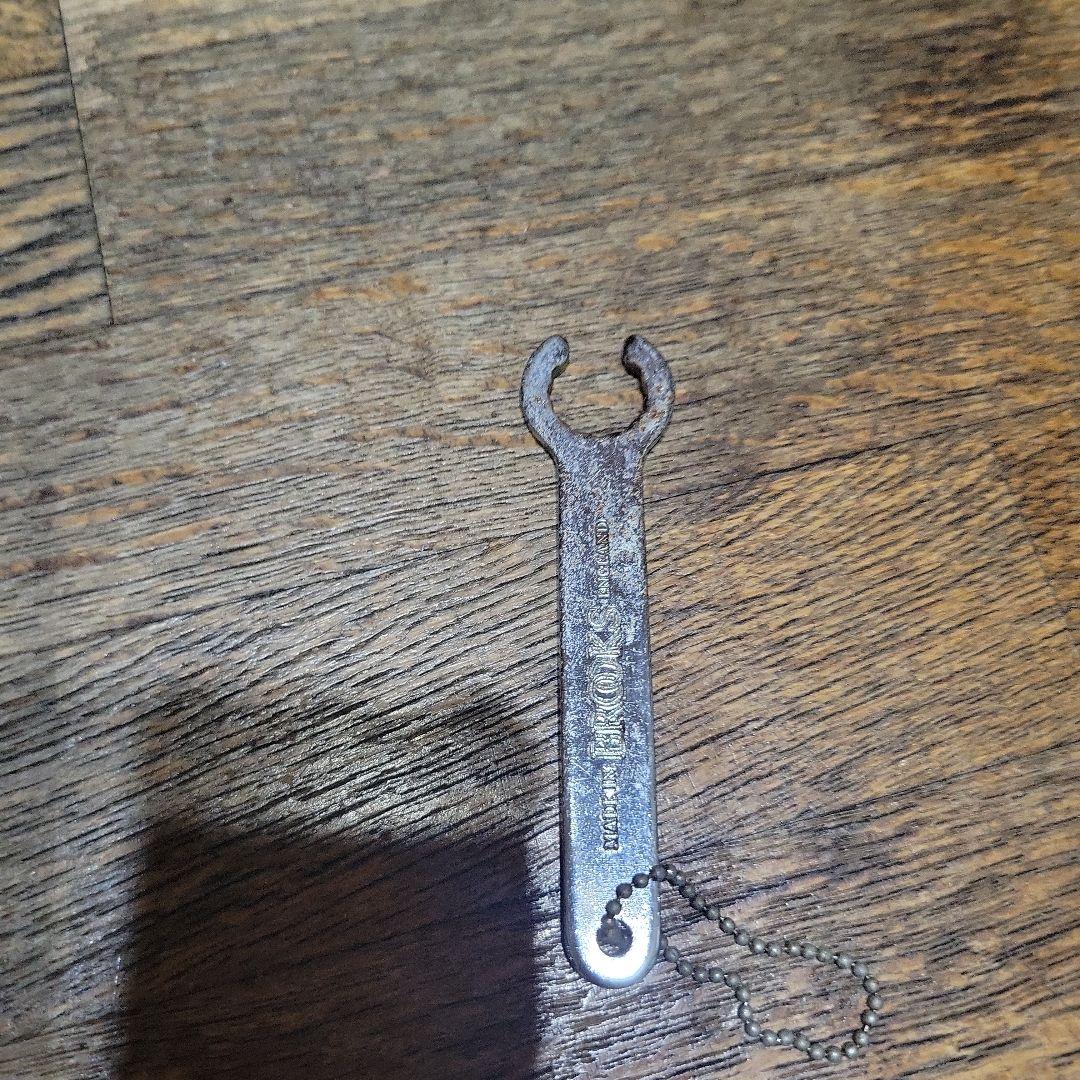 BROOKS ブラウンサドル 専用レンチ付き