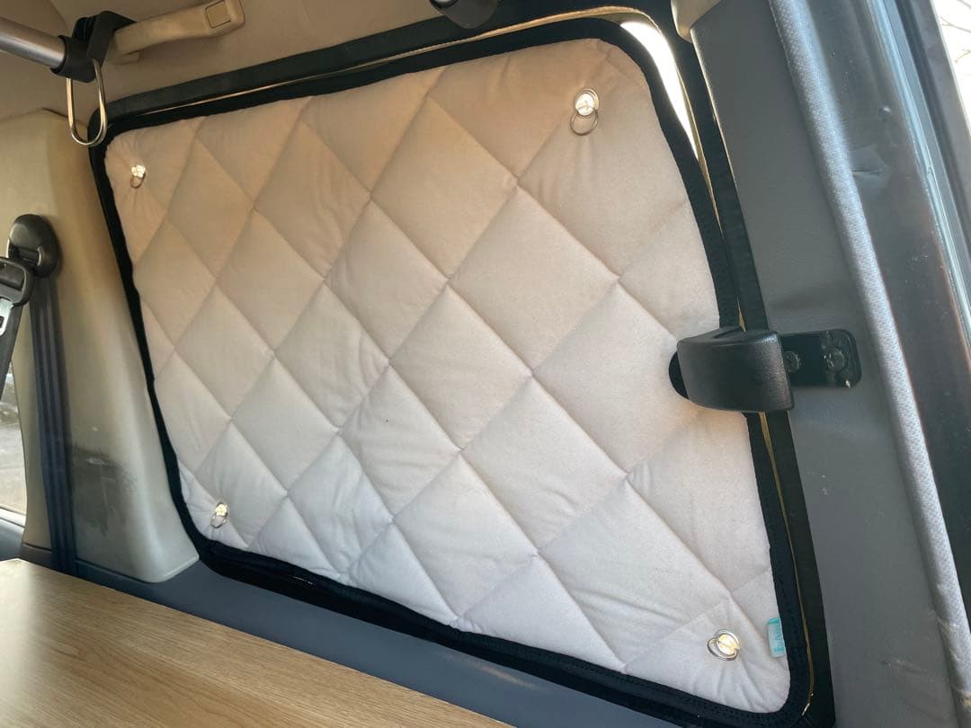 70系ランクルマルチシェード全窓分セット！株式会社アイズ正規品！