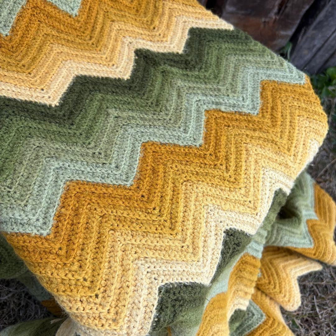 【USA vintage】グラニーブランケット ギザギザ 膝掛け ラグ