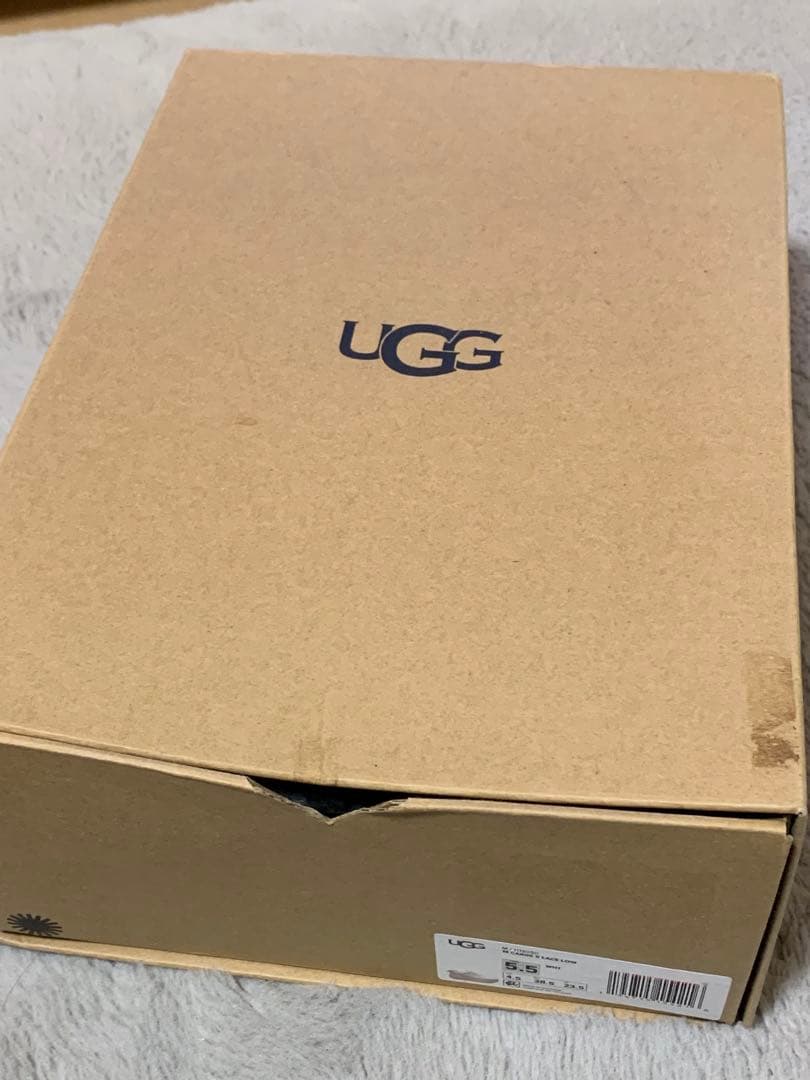 靴 UGG CA805 WHITE NUBUCK