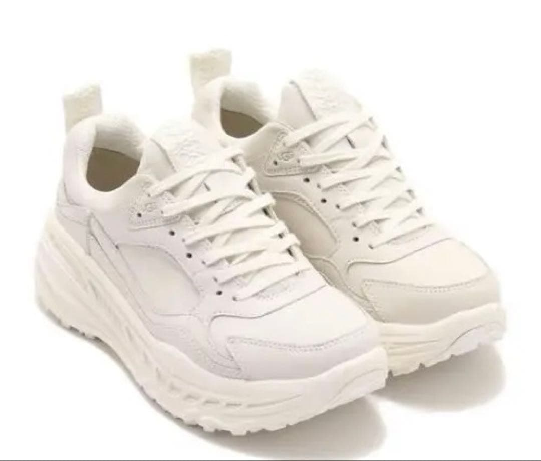 靴 UGG CA805 WHITE NUBUCK