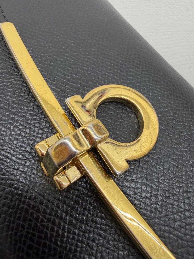 フェラガモ FERRAGAMO レディース 長財布 パスケース付き