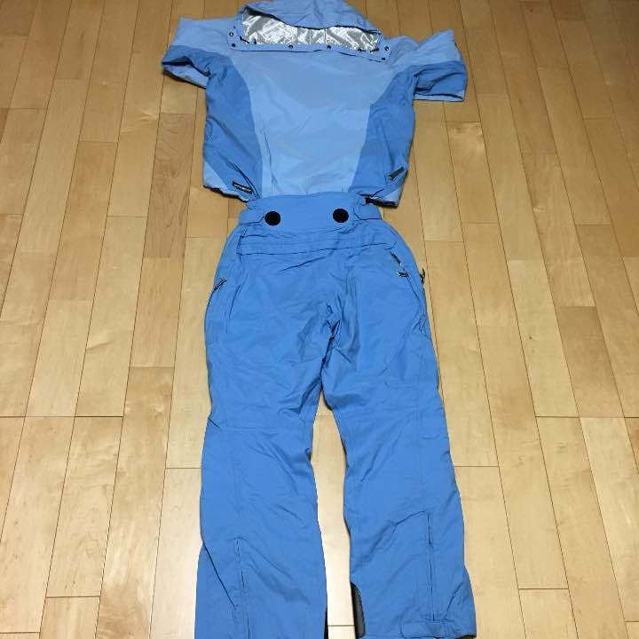 ミズノブレスサーモスキーウェア。数回着用しましたが殆ど新品同様です。上はMです。