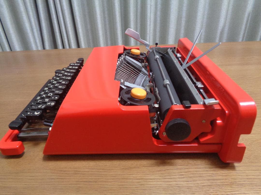 完動品olivetti valentine sタイプライター時計じかけのオレンジ