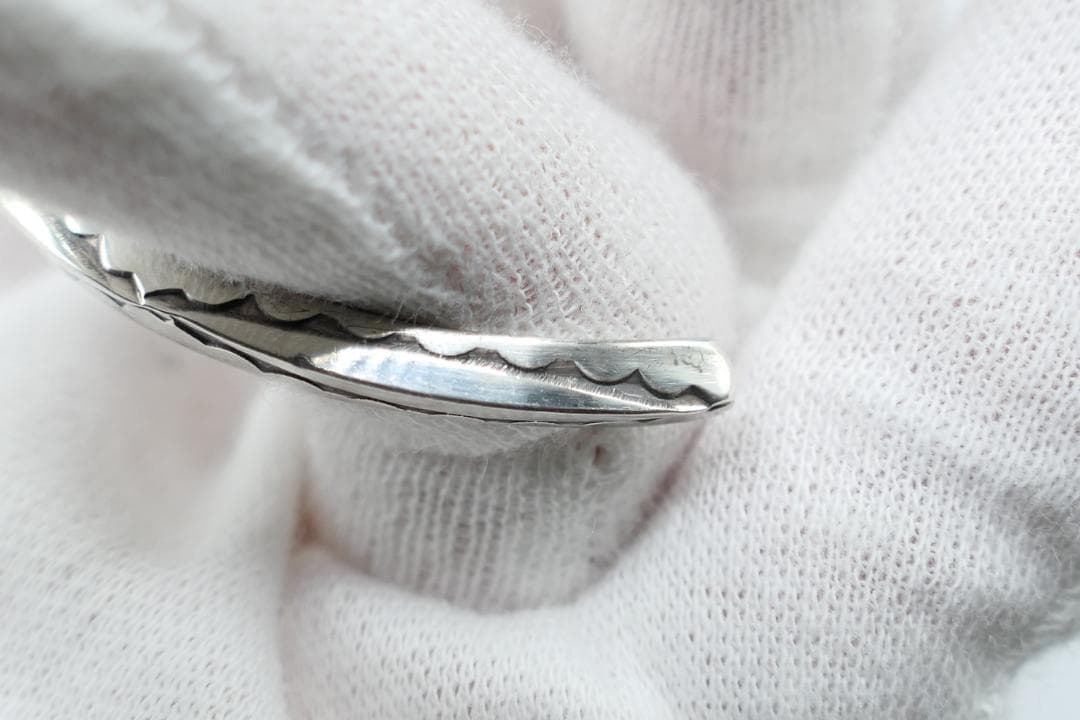 未使用　ナバホ　エレイン　タヘ　tahe　スタンプワーク　バングル　ブレスレット