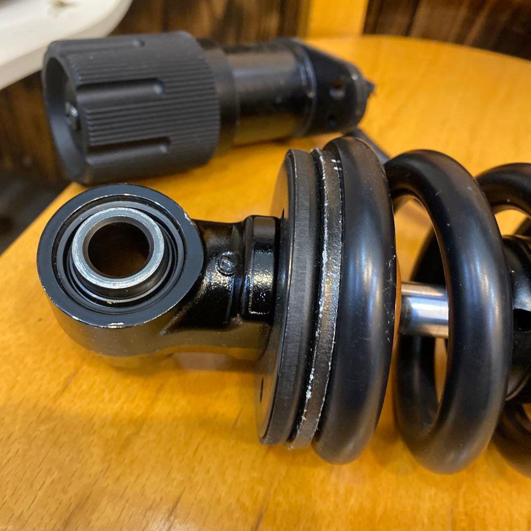 FXFB FXFBS リアサスペンション 美品