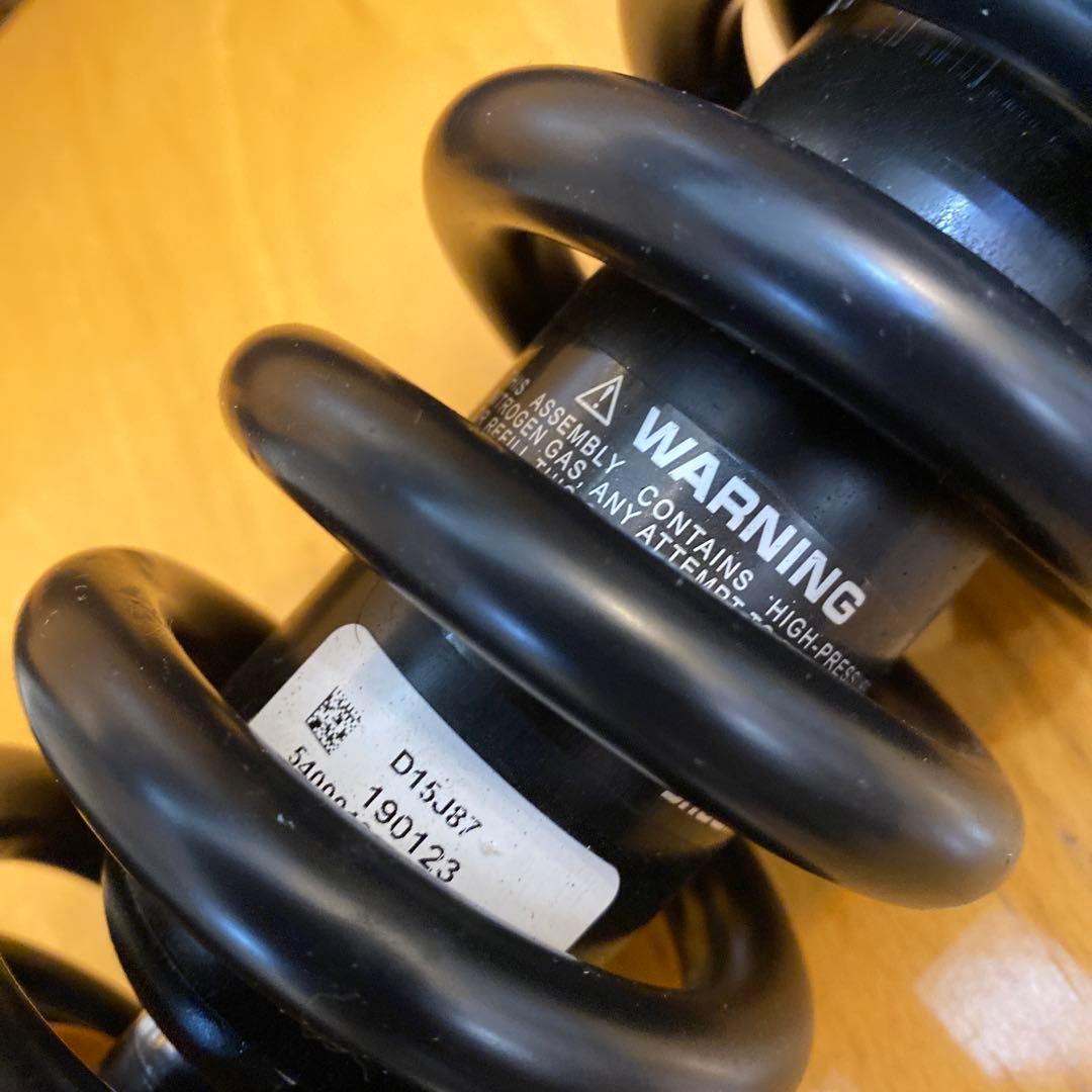 FXFB FXFBS リアサスペンション 美品