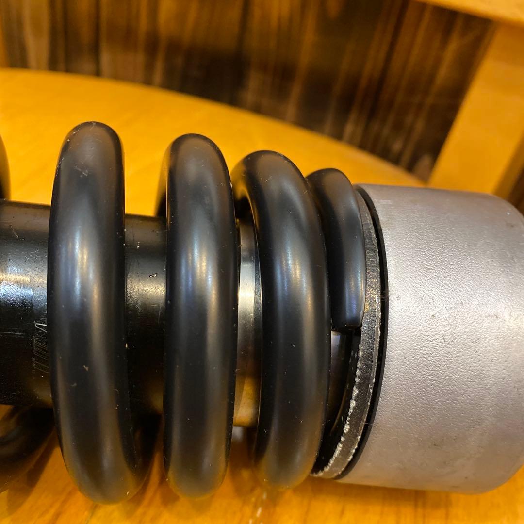 FXFB FXFBS リアサスペンション 美品