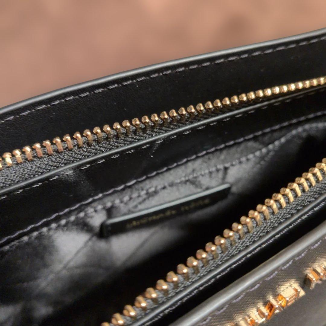 MICHAELKORS　ミニショルダー