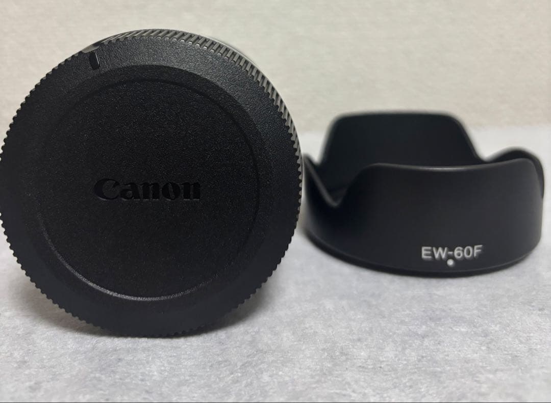 Canon キャノン　RF-S18-150mm F3.5-6.3 IS STM