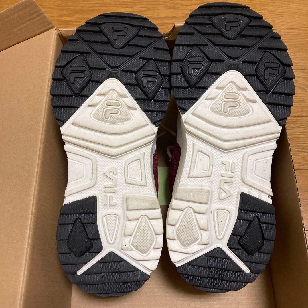FILA スニーカー 優里コラボ　24.5