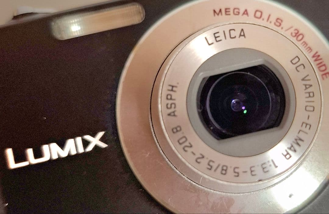 パナソニック Panasonic LUMIX DMC-FS20 デジタルカメラ