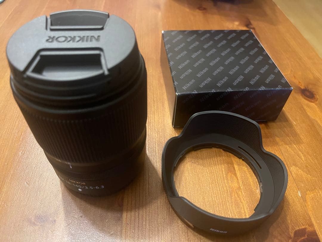 Nikon DX 18-140mm f/3.5-6.3 ズームレンズ