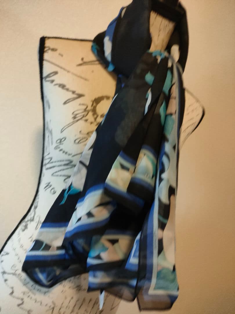 b30 超美品　LEONARD　レオナール　大判　ストール　シルク