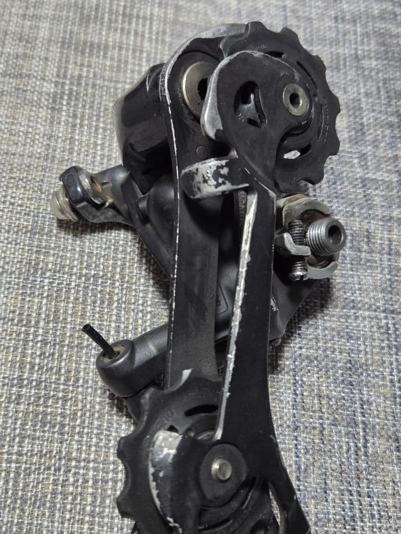 期間限定値下げ　シマノ ULTEGRA シフター・ディレイラーセットR6800