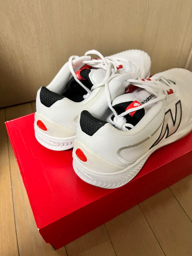 新品ニューバランス フューエルセル996 V6 27.0