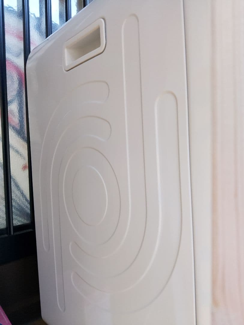 コンパクト前開き電気式衣類乾燥機６キロ