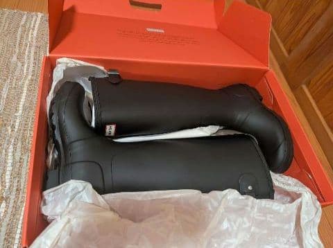 即発送☆☆2025.9月購入　新品箱入り　HUNTER ブーツ JPサイズ25