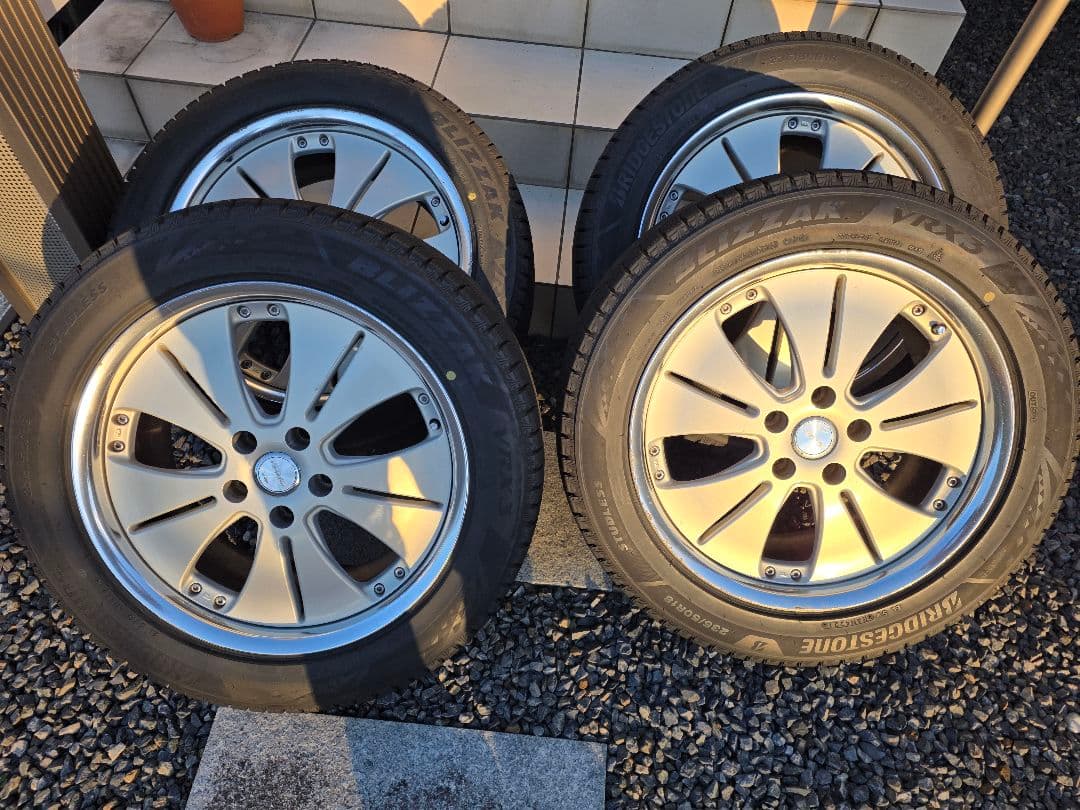 235/50R18 スタッドレス