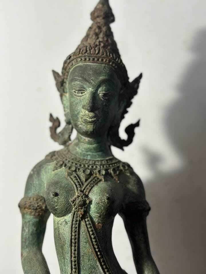 タイ仏像 女性ダンサーのブロンズ像 ブロンズ彫刻。19世紀後半 - メルカリ