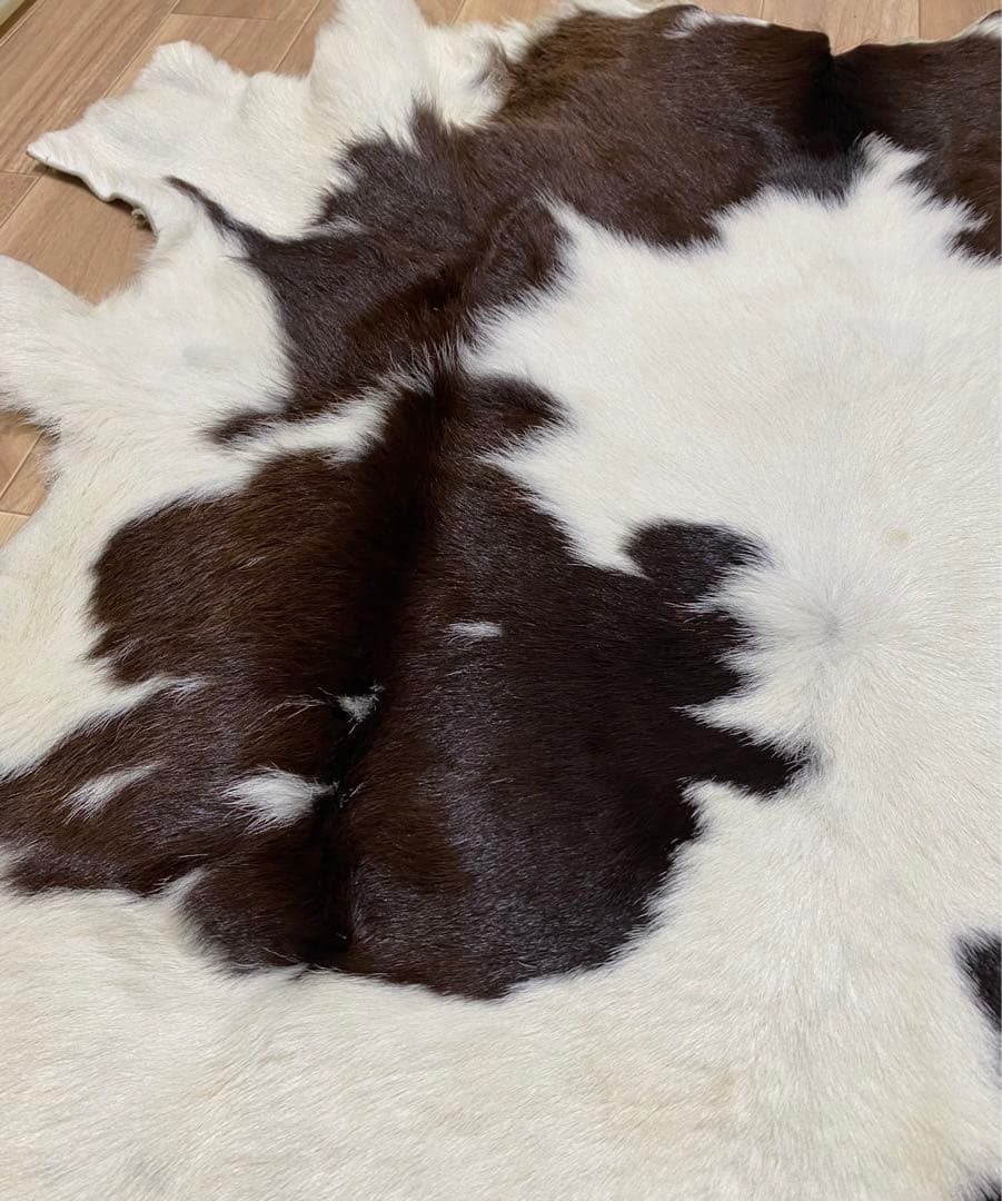 天然 カウハイドラグ A ミッドセンチュリー アルヴァアアルト 北欧インテリア