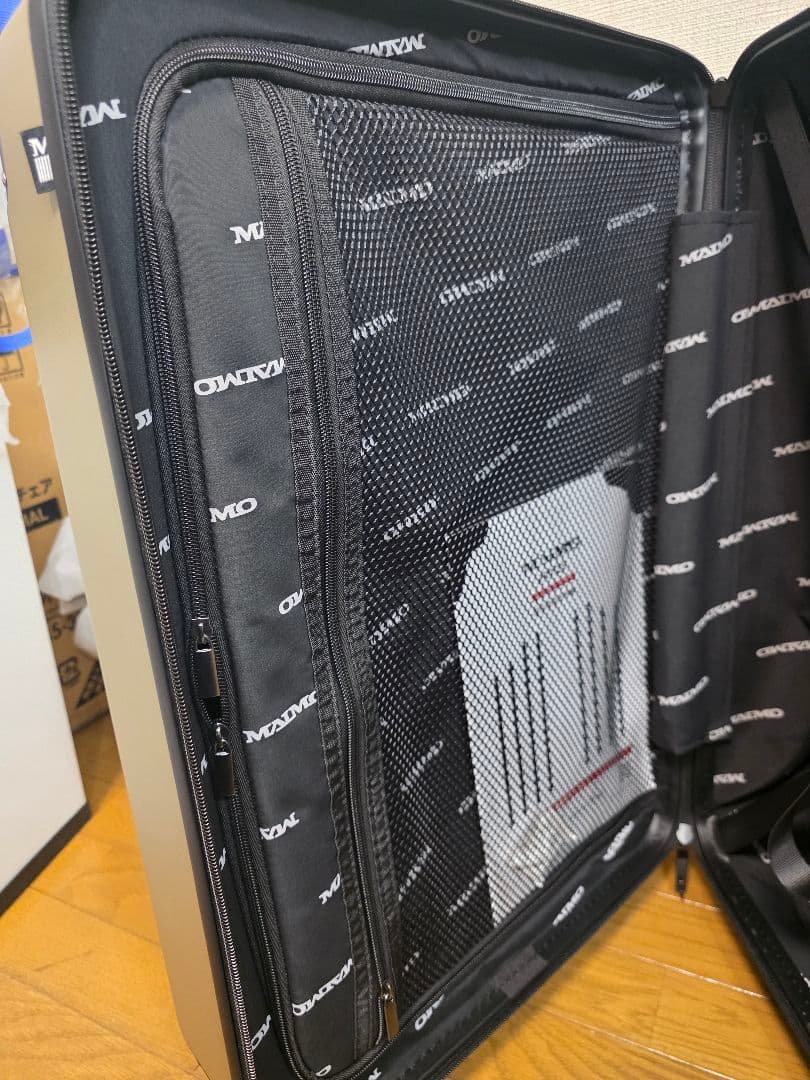 新品/未使用 MAIMOスーツケース　ゴールド　Mサイズ