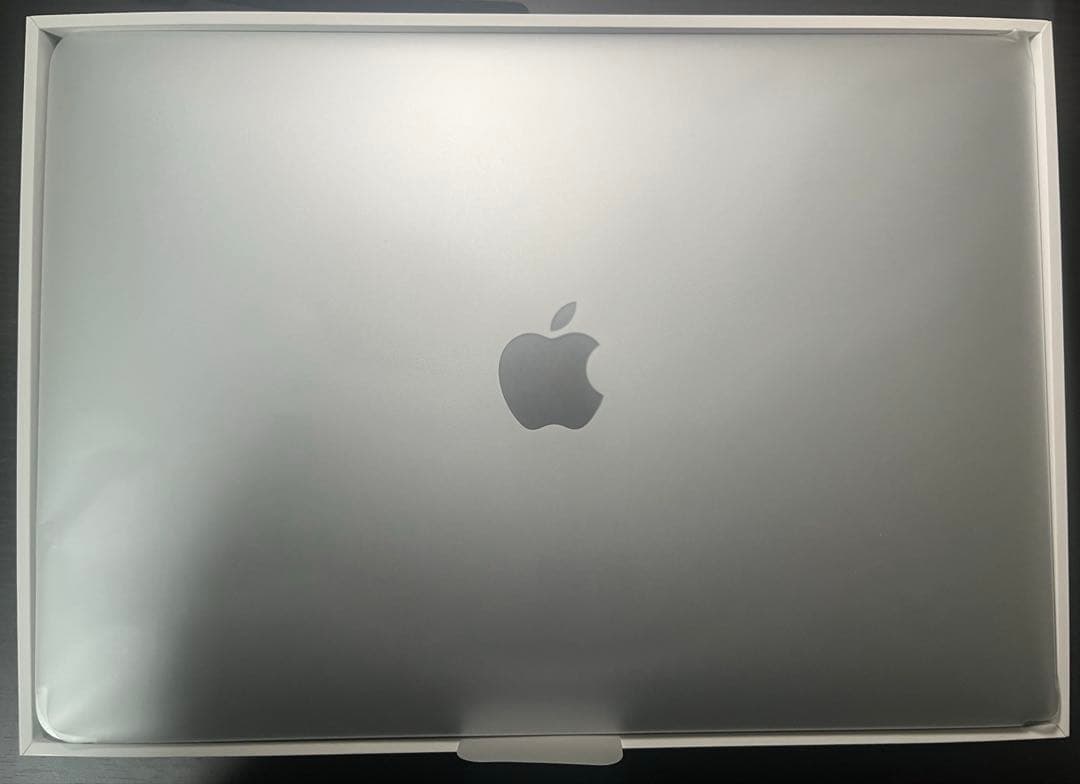 MacBook Air M1 メモリ8GB/ SSD256GB 13インチ