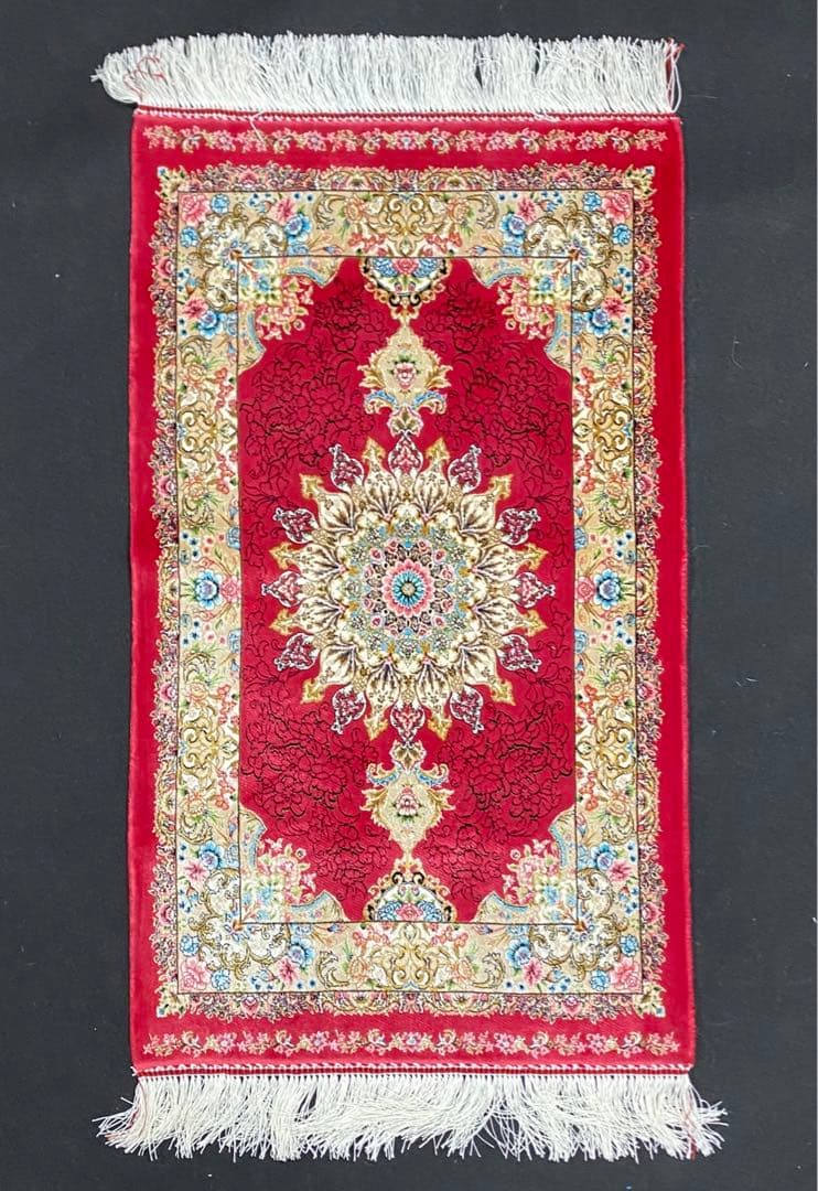 最高級希少作 ペルシャ絨毯 イラン クム産シルク100% 手織り　289万ノット