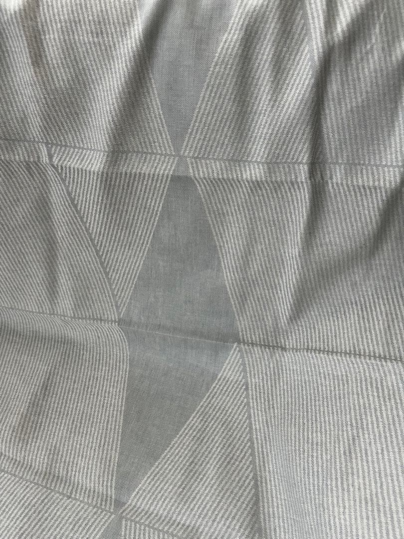 【Kumaco】NJRD テーブルクロス147x250 cm 新品