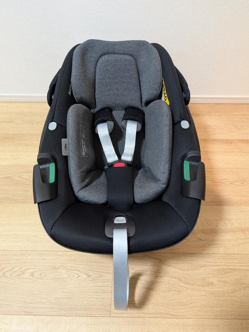 t*︎様 マキシコシ ペブル360 エッセンシャル ブラック チャイルドシート