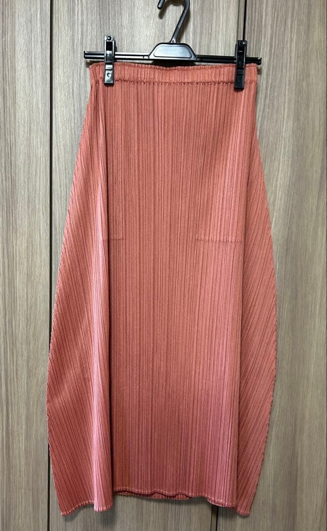 サイズ5★ PLEATS PLEASE　スカート　コーラルピンク